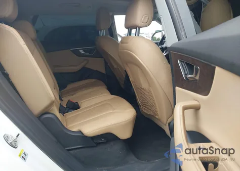 2019 Audi Q8 55 Premium z USA, uszkodzony, nr VIN WA1AVAF16KD009772